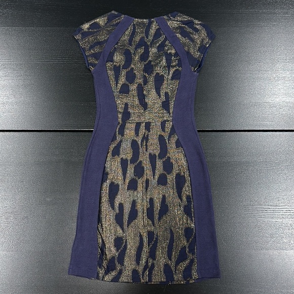 Staring at Stars Blue and Gold Silhouette Bodycon Mini Dress - XS - Picture 4 of 8